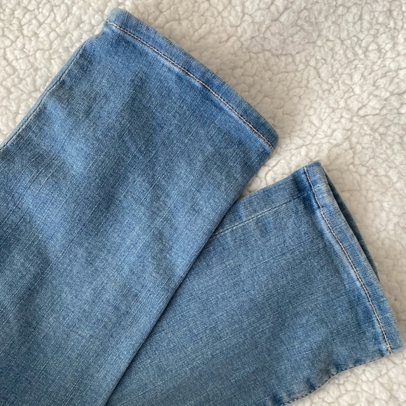 Frame Denim "Le Skinny" Light Denim Jeans - Picture 6 of 10